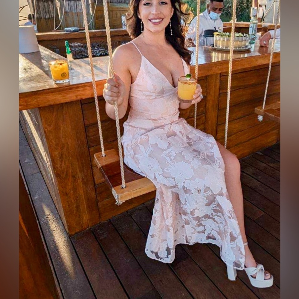 Lulu's Blush Floral Lace Dress - Picture 2 of 7